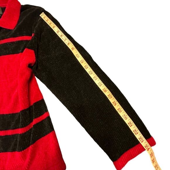 Designers Originals Studio Red and Black Chenille Zip Cardigan - Picture 9 of 9